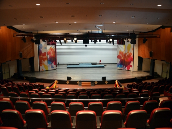 Ruang Auditorium D'Sury