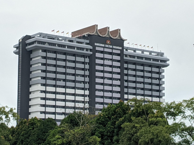 Bangunan Pejabat